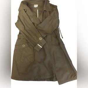Swing Button Hooded Jacket